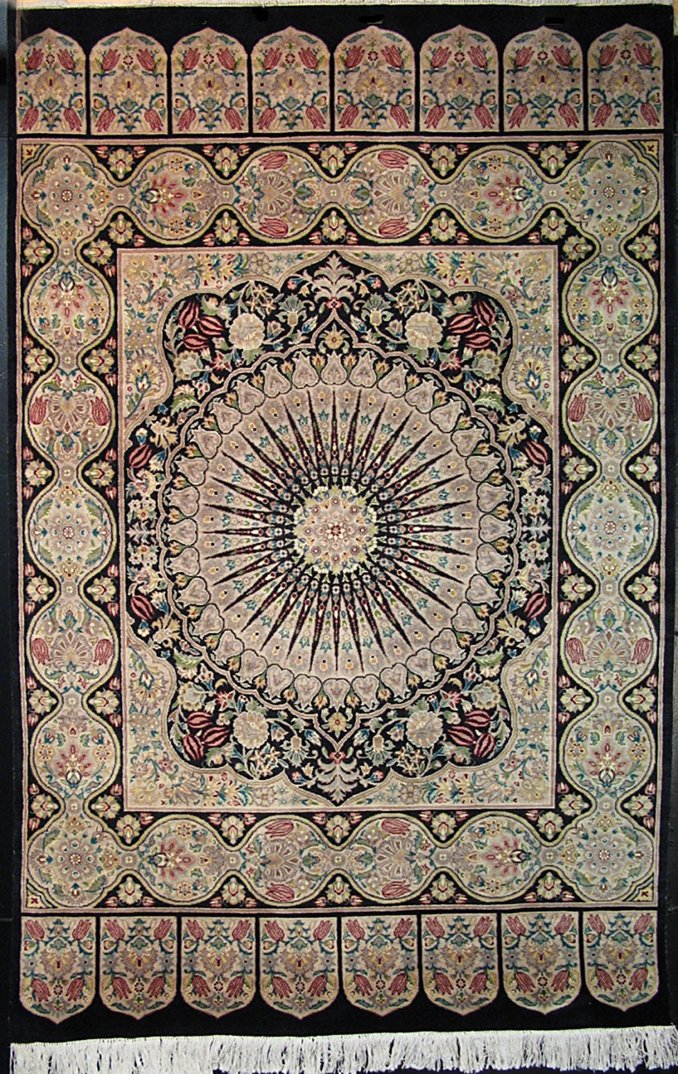 Palace Dome Rug – Bashir Carpets