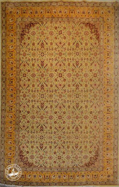Millefleurs - Quarter Moon Silk Carpet