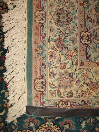 Isfahan carpet