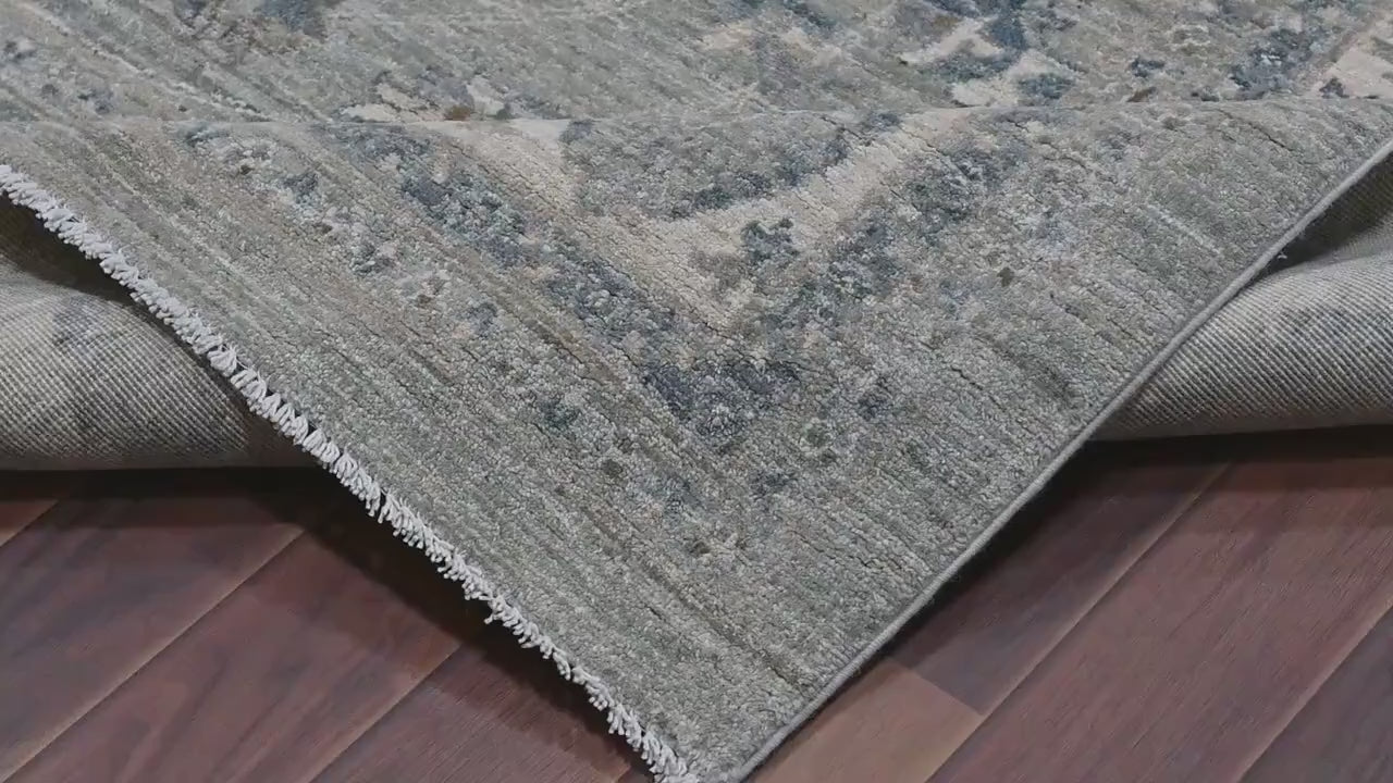 Farah Wool Carpet | 12' x 9'3'' | Large Rug | Genuine Hand-knotted Area Rug