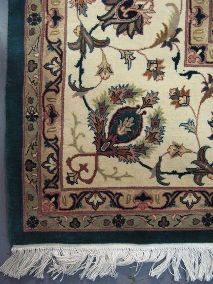 Kum Parsa Carpet