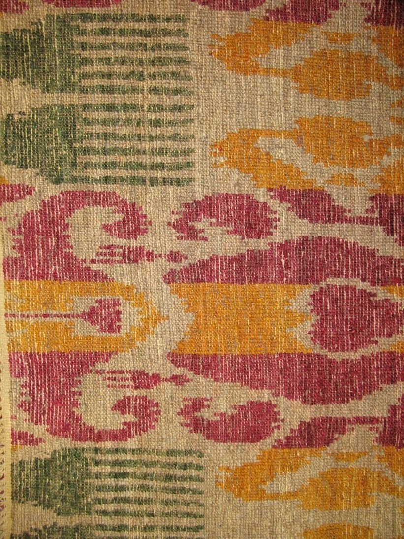 Ikat Carpet | 9'1" x 8'11" | Home Decor | Hand-knotted Area Rug