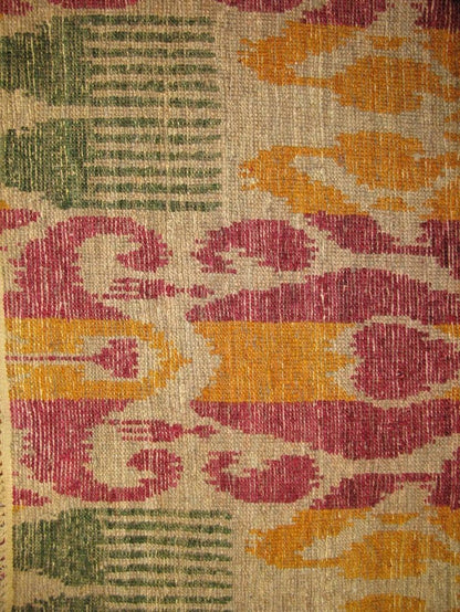 Ikat Carpet | 9'1" x 8'11" | Home Decor | Hand-knotted Area Rug