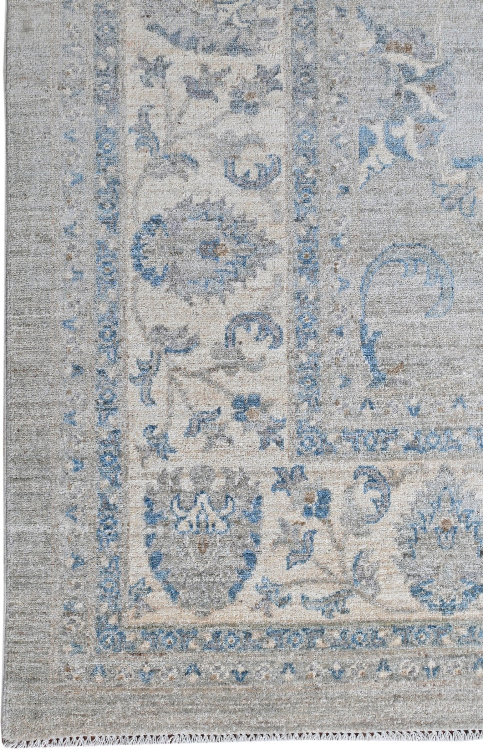 Farah Wool Carpet | 12' x 9'3'' | Large Rug | Genuine Hand-knotted Area Rug