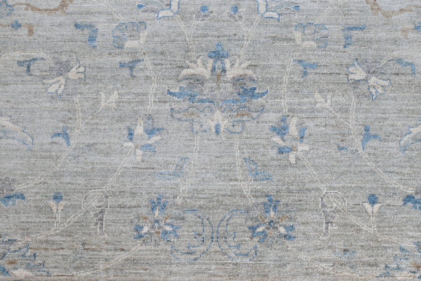 Farah Wool Carpet | 12' x 9'3'' | Large Rug | Genuine Hand-knotted Area Rug