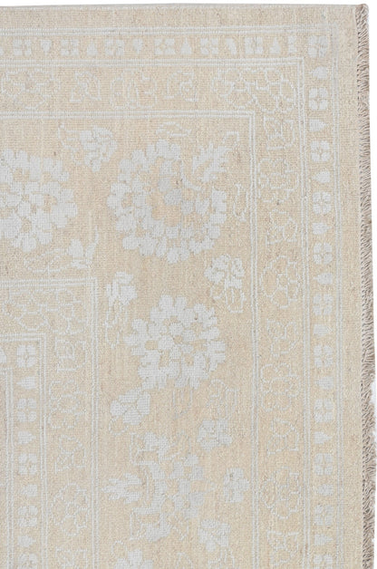 Resham Lotus Carpet | 11'7" x 8'11'' | Pure Wool Rug | Genuine Hand-knotted Area Rug