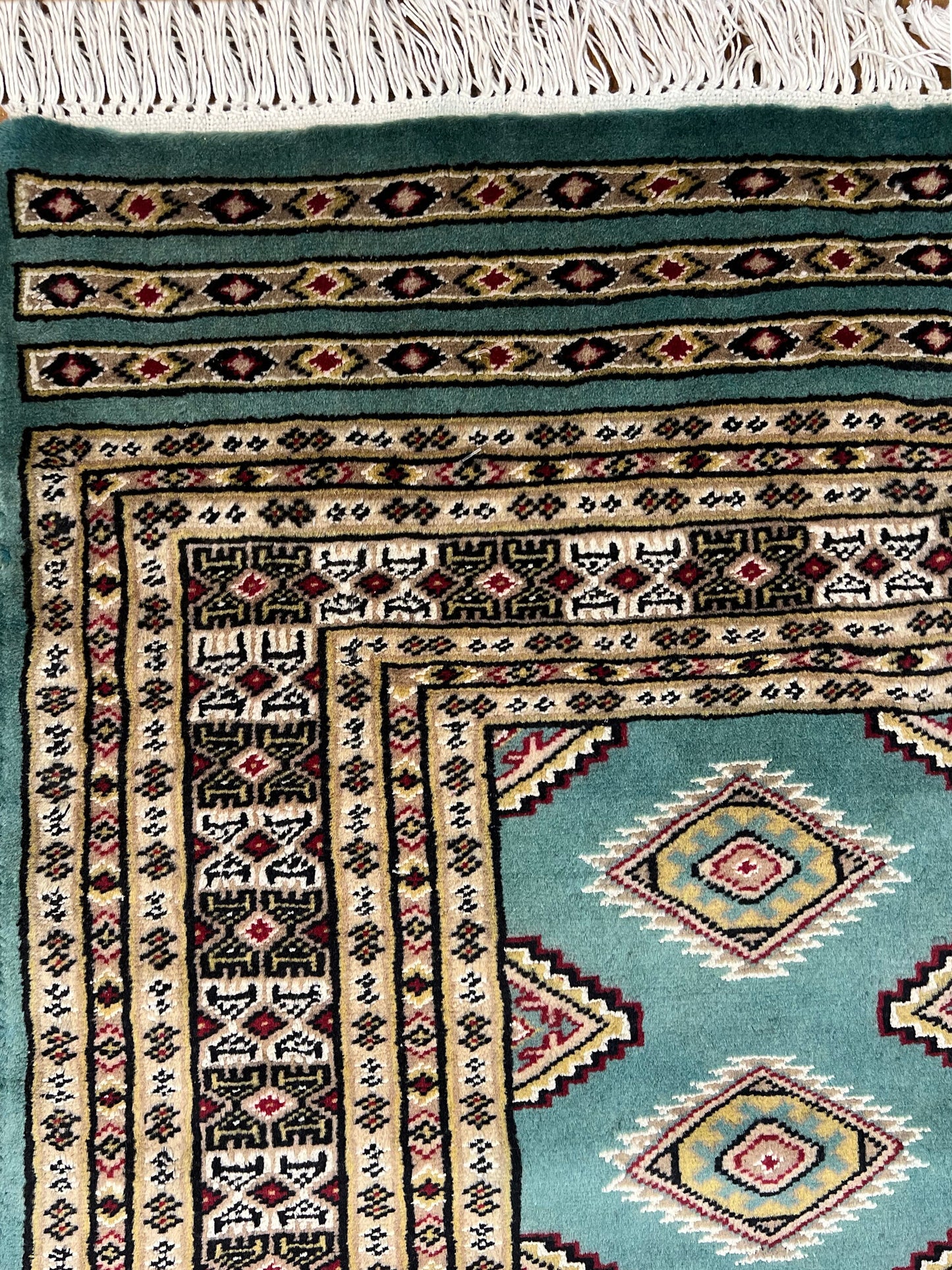 Bokhara Pende Rug | 6'8" x 4'6" | Home Decor | Hand-knotted Area Rug