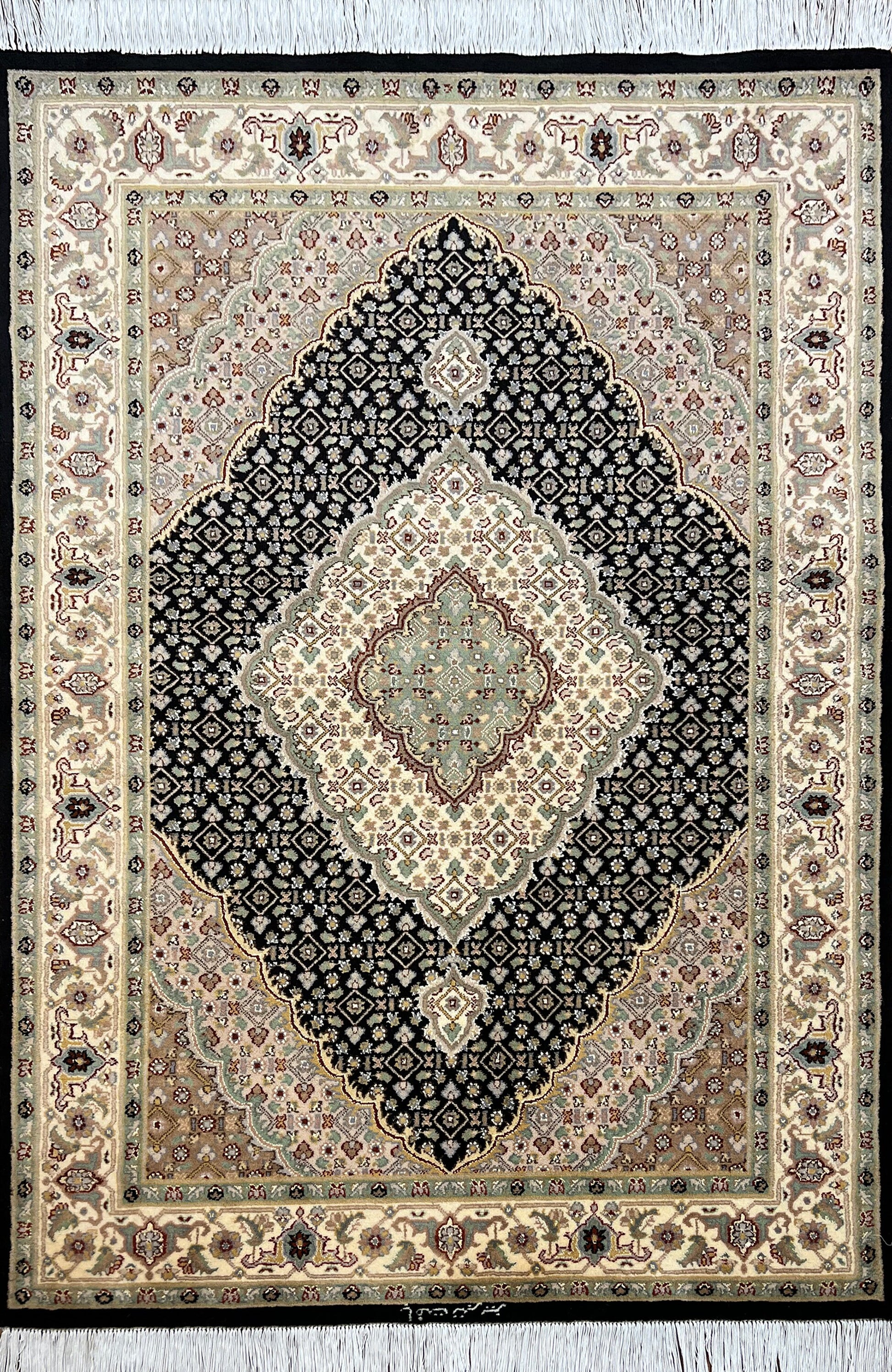 Tauris Mahi Rug | 6'2" x 4' | Home Decor | Hand-Knotted Rug