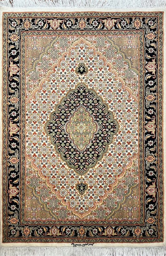 Tauris Mahi Rug | 6'4" x 4' | Home Decor | Hand-Knotted Rug