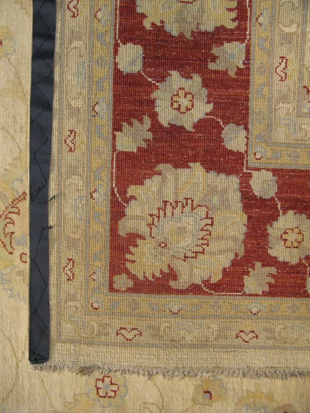 Konar Lotus Garden Carpet | 12' x 9'1" | Home Decor | Wool Area Rug