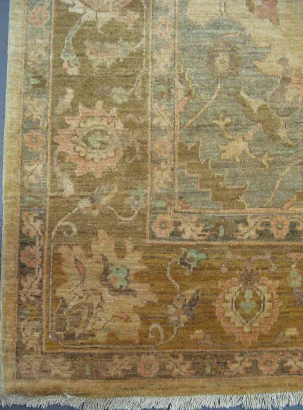 Zabol Carpet | 9'9" x 7'10" | Home Decor | Wool Area Rug