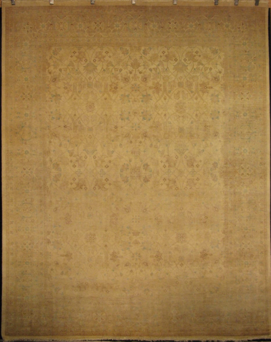 Hispahan Carpet | 9'11" x 7'11" | Home Decor | Wool Area Rug