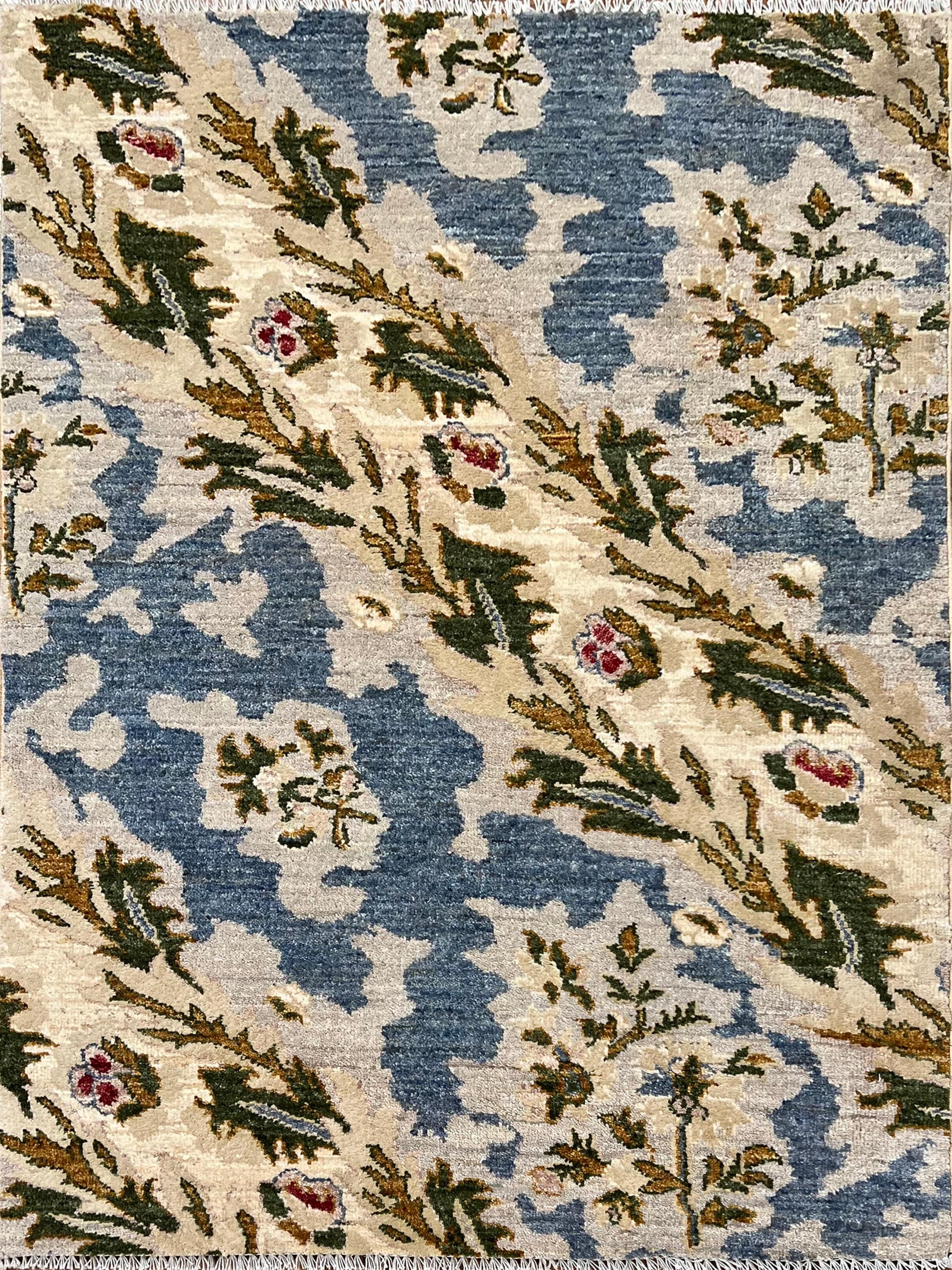 Arts & Crafts by William Morris Rug | 4'2" x 3'2" | Home Decor | Wool Area Rug