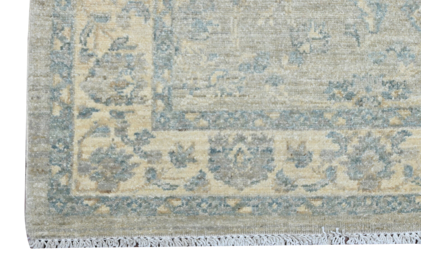 Faryab Lotus Gardens Runner Rug | 20' x 2'11" | Genuine Hand-knotted Rug | Area Rug