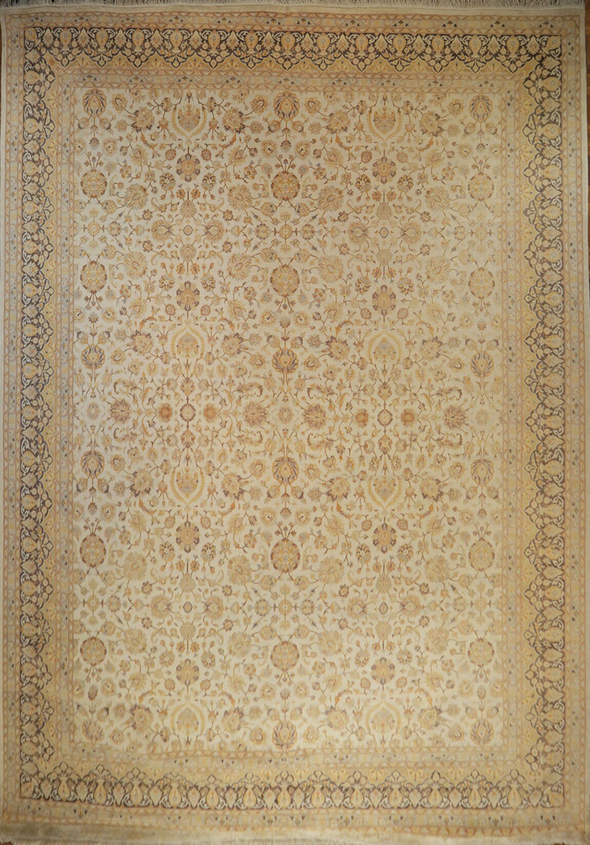 Tauris Silk Carpet | 14'3" x 9'11" | Home Decor | Wool Area Rug