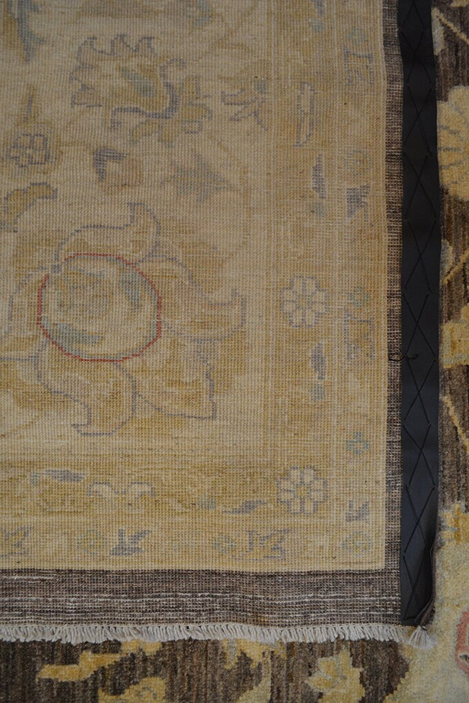 Farah Lotus Carpet | 18'4" x 11'11" | Home Decor | Hand-knotted Wool Area Rug