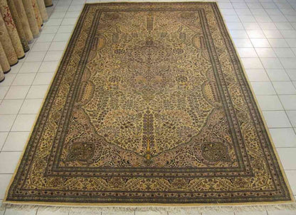 Semnan - Tree of Life Carpet | 17'1" x 10'2" | Home Decor | Hand-knotted Wool Area Rug