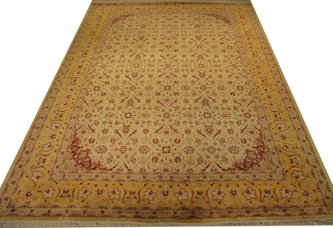 Millefleurs - Quarter Moon Silk Carpet | 17'4" x 11'1" | Home Decor | Silk & Wool Area Rug